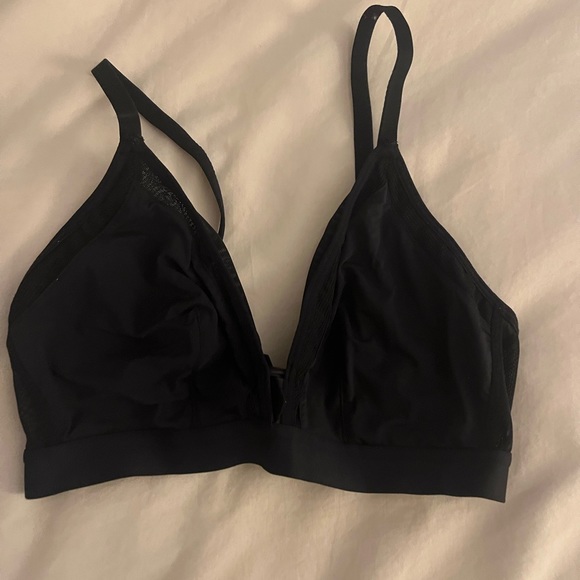 Lively busty bralette - Picture 3 of 6